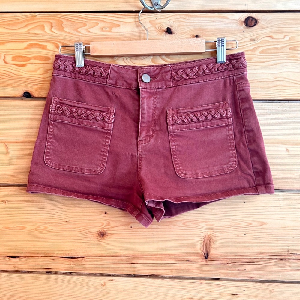 Braided Trim Denim Shorts Womens Size 28 Burgundy Mauve Excellent Design Lab‎